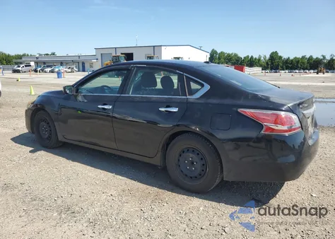 2015 Nissan Altima 2.5 из США, поврежденный, VIN 1N4AL3AP2FC232363